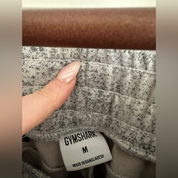Gymshark Sweat Pants NWOT - Picture 2 of 4
